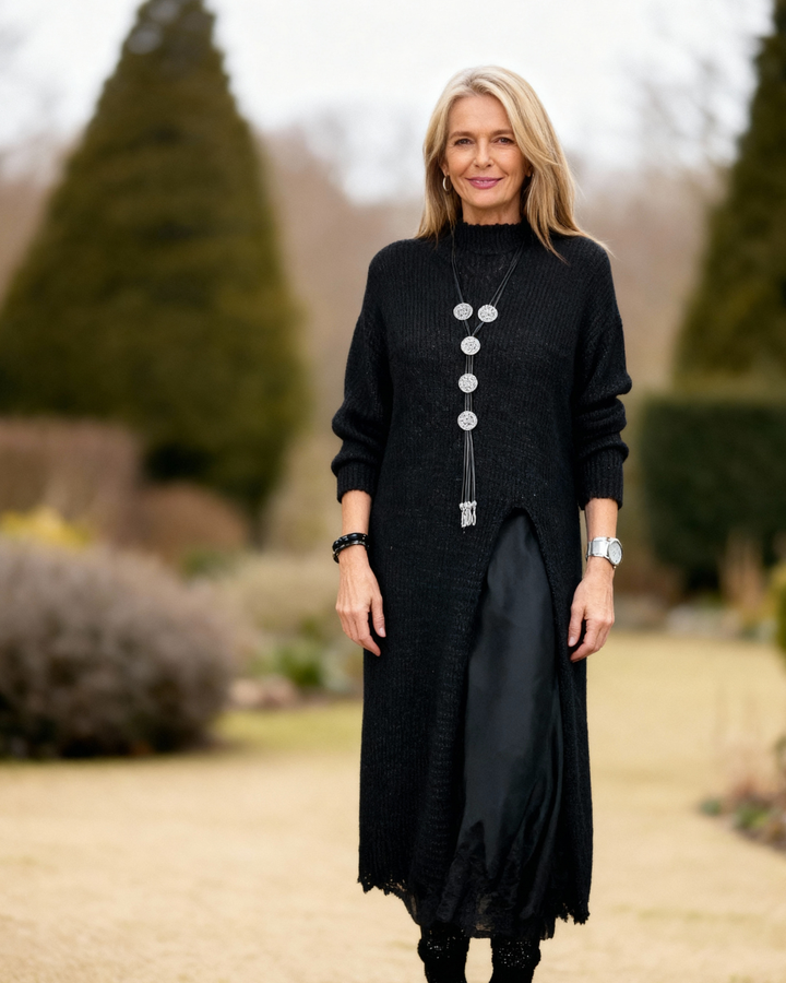 MIREYA | CHIC LONG KNIT DRESS